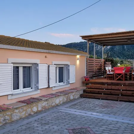 Rontos House, Seaside Vila