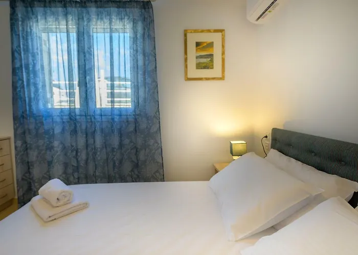 Rontos House, Seaside Villa